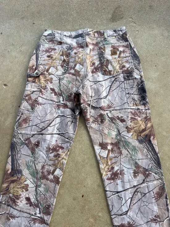 Vintage Carhartt Mens 38x34 Camo Dungaree Fit Pants Hunting Realtree D4 - Picture 6 of 7